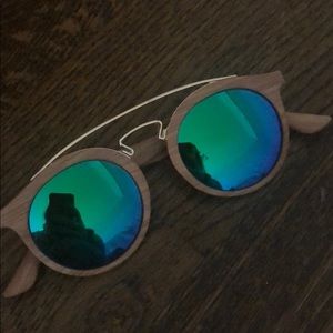 Blue green lenses wood grain gram sunglasses